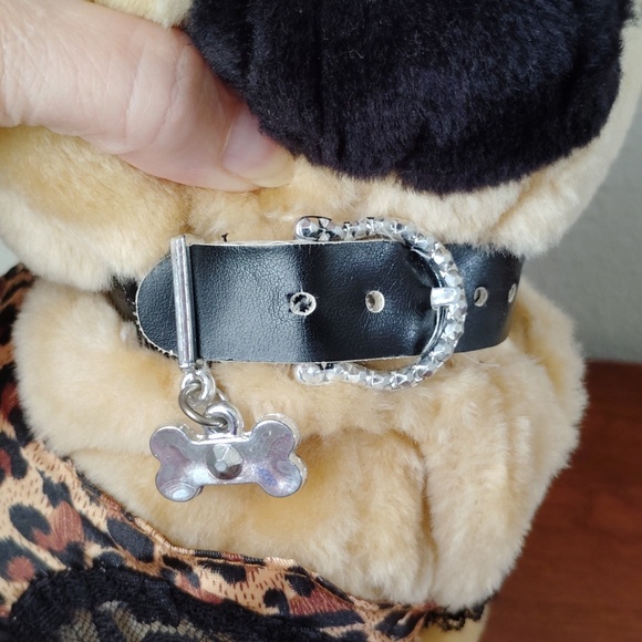 Beverly Hills Puppy Club Pug Dog with Outfit - Picture 3 of 13